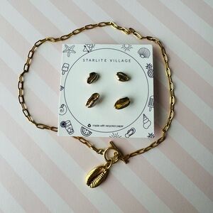 Starlite village Gold Shell Necklace and Earring Set